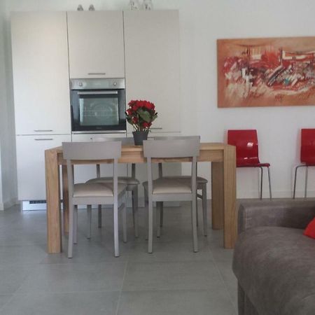 Alma Apartment Sirmione Eksteriør billede