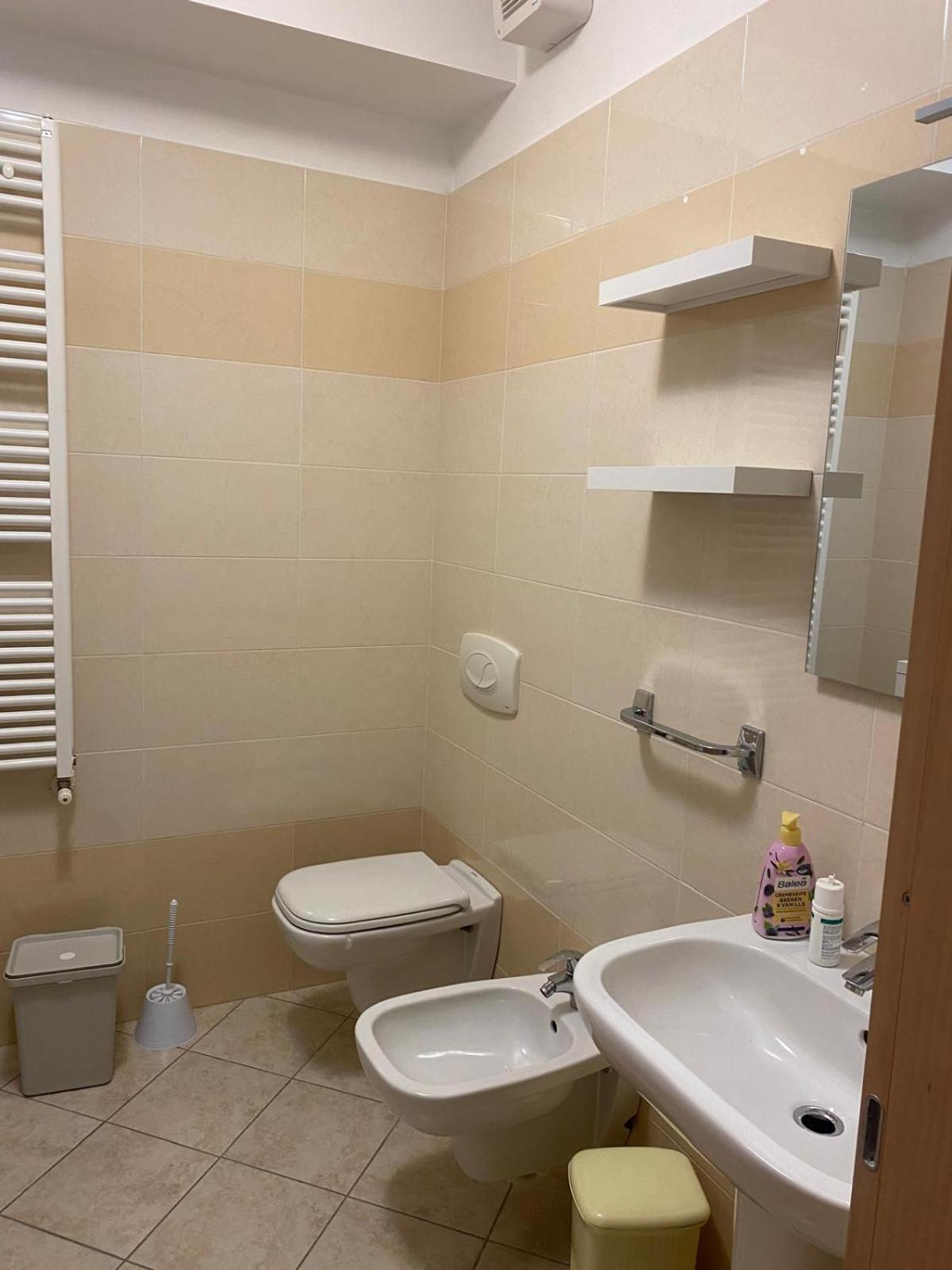 Alma Apartment Sirmione Værelse billede