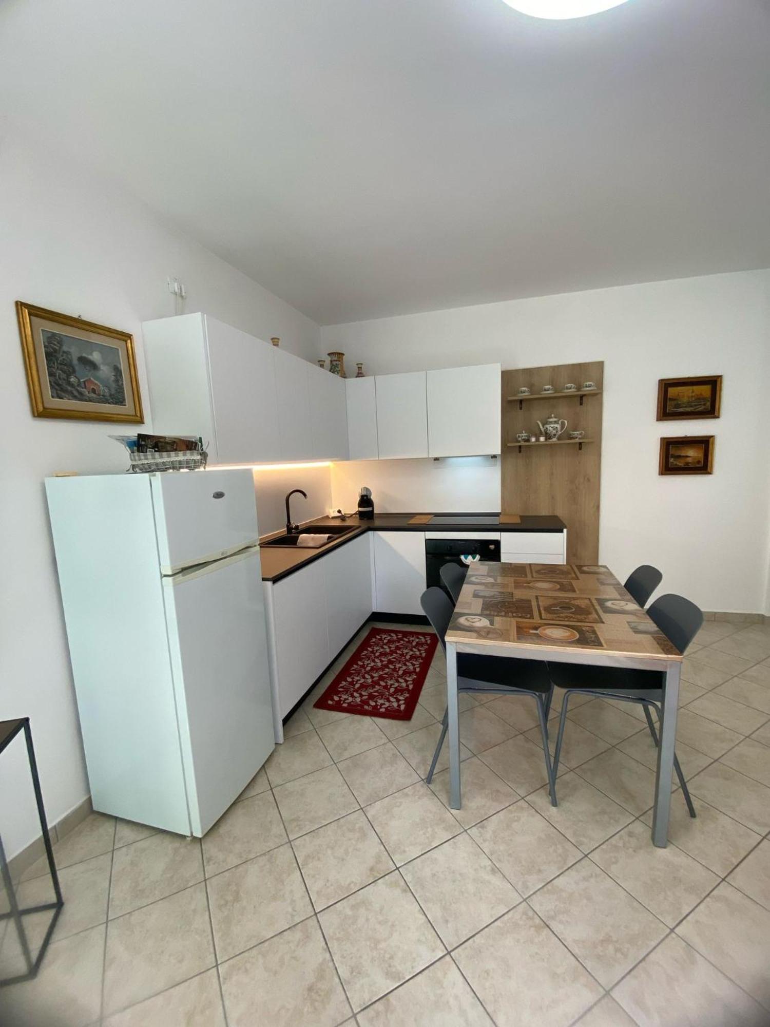 Alma Apartment Sirmione Værelse billede